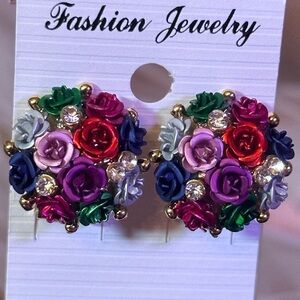 Roses Pierced Earrings with Rhinestones/ Gold tone Snap back closure Appx.75-1in
